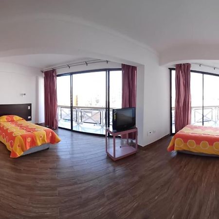 Hotel Charlie Inn Iquique Exteriör bild
