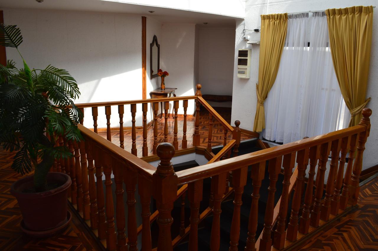 Hotel Charlie Inn Iquique Exteriör bild